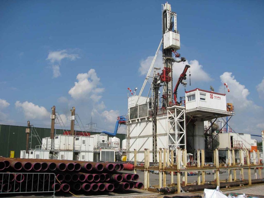 oil and gas industry is usually compliant with API standards